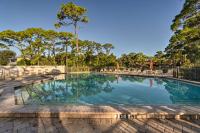 Lanai and Community Pool Access Sarasota Oasis! - B&B