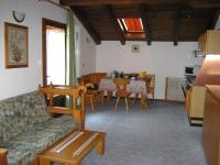 Apartment mit 2 Schlafzimmern und Balkon – auf 2 Ebenen