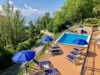 Residenza Ai Ronchi 3 4 7 8 - B&B Maccagno