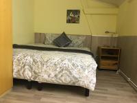 Chambre Double ou Lits Jumeaux avec Salle de Bains Commune
