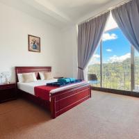 Suite with private balcony and mountain view