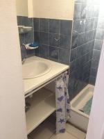 CAP D'AGDE studio cabine 6 pers. + terrasse + parking privé + clim (calme) - B&B Le Cap d'Agde