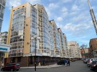 Світлі апартаменти в самому Центрі біля Корпусного парку - Мережа HELEN - B&B Poltava
