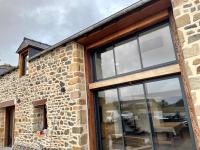 Magnifique corps de ferme rénové avec Jacuzzi - B&B