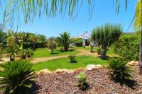 B&B Mexilhoeira Grande - Beautiful Algarve Pool Villa Bali 15min to beach - Bed and Breakfast Mexilhoeira Grande