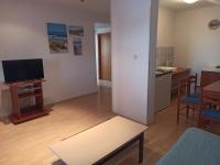 Three-Bedroom Apartment with shared Terrace