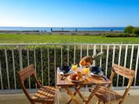 B&B Quiberon - Studio Les Trois Iles-6 by Interhome - Bed and Breakfast Quiberon