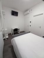 Double or Twin Room with Garden View