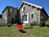 Gîte Nature au Chambon-sur-Lignon: Terrasse, Wifi, Proche Activités et Commerces - FR-1-582-137 - Bed and Breakfast