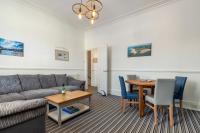 Top Sail - Beautiful Apartment, Minutes Walk to Beach and Town Centre - B&B Tenby
