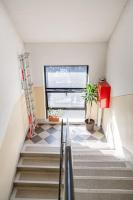 Relax Into Loft Living At A Light-Filled City Escape - B&B Budapest