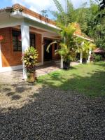 Casa Quinta privada con piscina soleada Billar, Tejo, Jacuzzy climatizado, kiosco - B&B