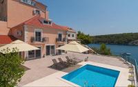 Villa Iva Osibova - B&B Milna