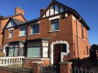 B&B Belfast - Crumlin Road Town House - Bed and Breakfast Belfast