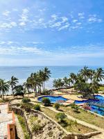 La Mera Ocean-View, with Pool and 2 stylish Bedroom - B&B