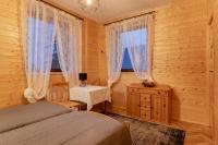 Dreibettzimmer mit Badewanne