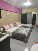 B&B Larissa - G M 2 ROOMS KENTRO in the heart of the city - Bed and Breakfast Larissa