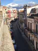 Motta Palace Apartments & Rooms - B&B Motta Sant'Anastasia