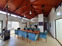 No 16 Elements - 5 Bedroom Beauty - Bed and Breakfast Moheme