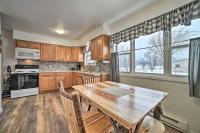 Cozy Houghton Lake Heights Cottage with Private Yard - B&B Houghton Lake