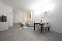 B&B Bologna - GetTheKey Lenzi Suites - Bed and Breakfast Bologna