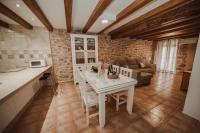 B&B Bot - Ca La Leonor, Ecoturisme Terra Alta - Bed and Breakfast Bot