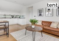 Stylish 1 Bed Apt , central , pkg, perfect for long stays - Chambres d’hôtes