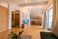 Apartment mit Balkon