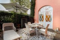 Casa Vera, exquisite 2 bedrooms 2 baths apartment with garden, A/C, close to Parking - B&B Lucca