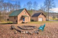 B&B Blue Ridge - Woodsy Blue Ridge Retreat, 3 Mi to Downtown! - Bed and Breakfast Blue Ridge