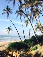 B&B Matara - THE OCEAN VILLA AT SURF SPOT - Bed and Breakfast Matara