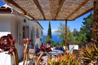 New! PaxosWhite Sea View Apartments & Studios! - Bed and Breakfast Gáïos