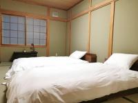 House Of Joy Furano 15 mins to ski resort - B&B