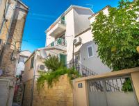 Split Allure Apartments - Bed and Breakfast