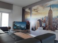 Grand Appartement T2 55m2 Le New-York en centre - Terrasse privée et parking gratuit - Chambres d'hôtes La Roche-Chalais