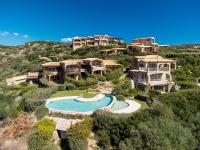 Appartamento con 2 Camere da Letto, Terrazza e Vista Mare