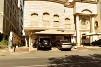 شقق وأجنحة التيوليب والروز وود الفاخرة - Bed and Breakfast Djedda