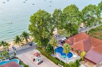 RimLay Beachfront Pool Villa - B&B