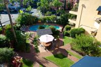 B&B Gold Coast - Grangewood Court Apartments - Bed and Breakfast Gold Coast