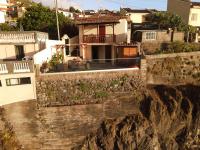 Madeira Black Sand House by Stay Madeira Island - B&B