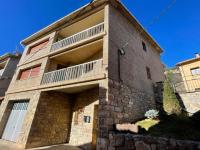 LA CARA NORD , ALOJAMIENTO TURISTICO ,SALDES, A LOS PIES DEL PEDRAFORCA, apartamento - B&B