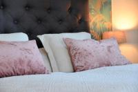 HAPPY PLACE mit Sonnen-Balkon und Stellplatz nur 400 m zum Strand - B&B Scharbeutz