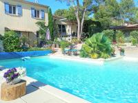 B&B Beaucaire - Les coronilles - Bed and Breakfast Beaucaire