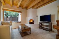 Diego Getaway- Courtyard - 3BR & Office - B&B