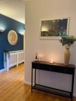 Kist Accommodates - Stylish Headingley Apartment - Parking - 500 mps WIFI - B&B