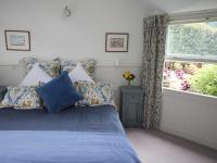 Luxury One-Bedroom Cottage 