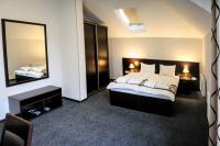 Double or Twin Room with Private External Bathroom