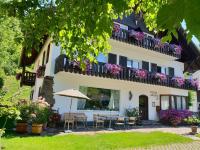 B&B Bad Aussee - Pension Alpenhof - Bed and Breakfast Bad Aussee