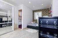 Deluxe Studio with Garden View