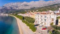 Studio Apartments Marijan - Beachfront - B&B